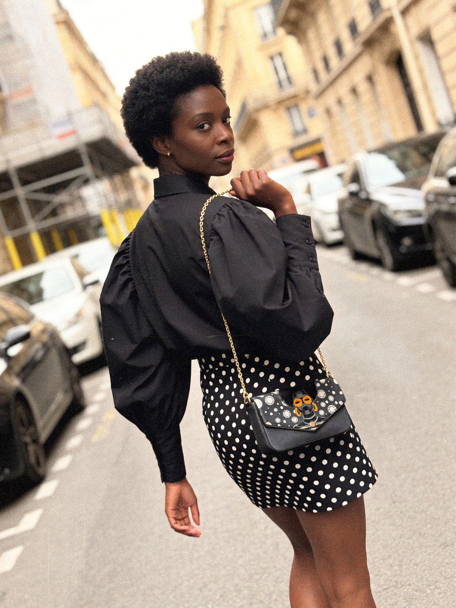 "Fahari" Monochrome Envelope Chain Crossbody Bag - DD DEAL