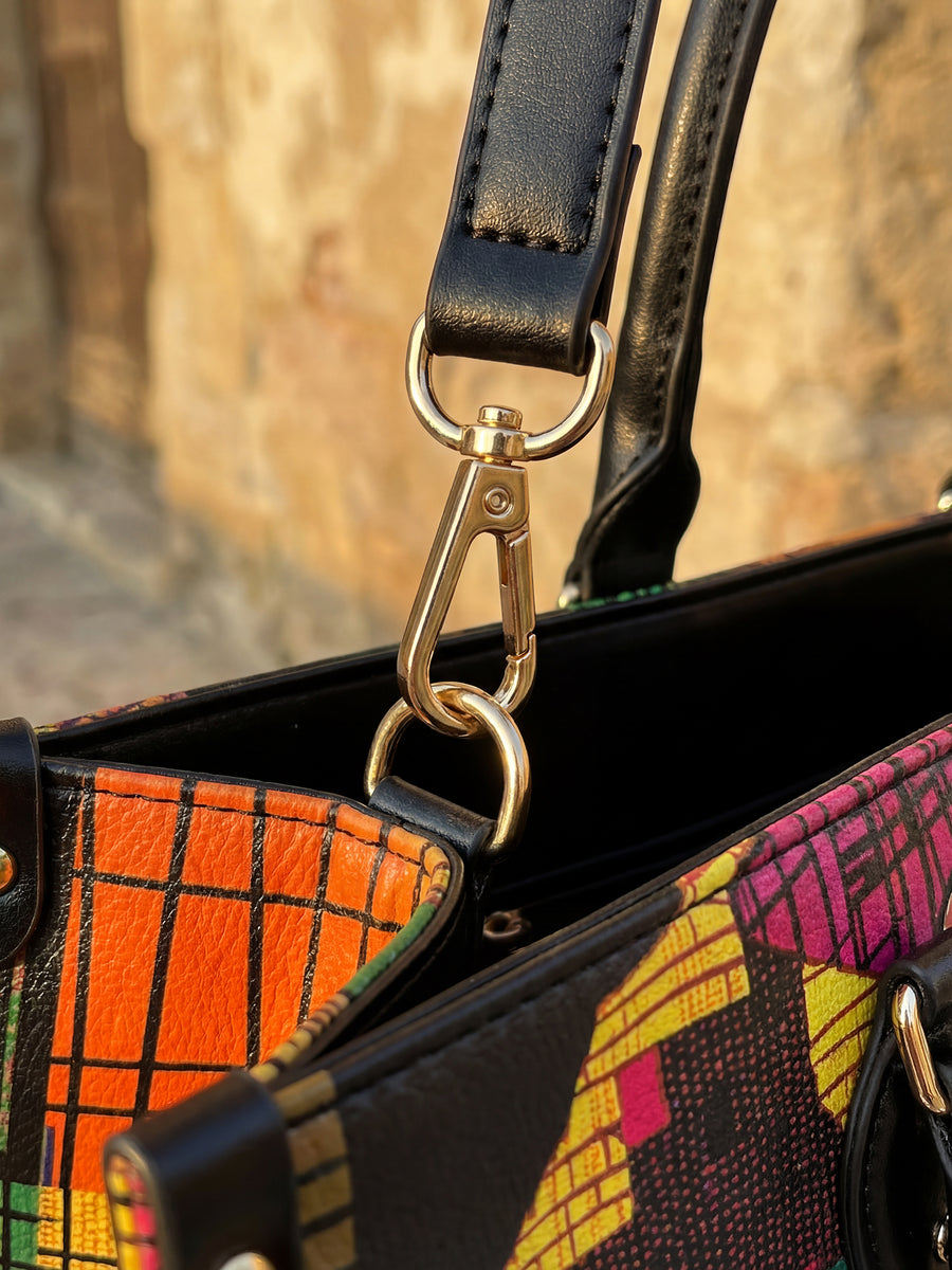 "Thundara" Leather Handbag