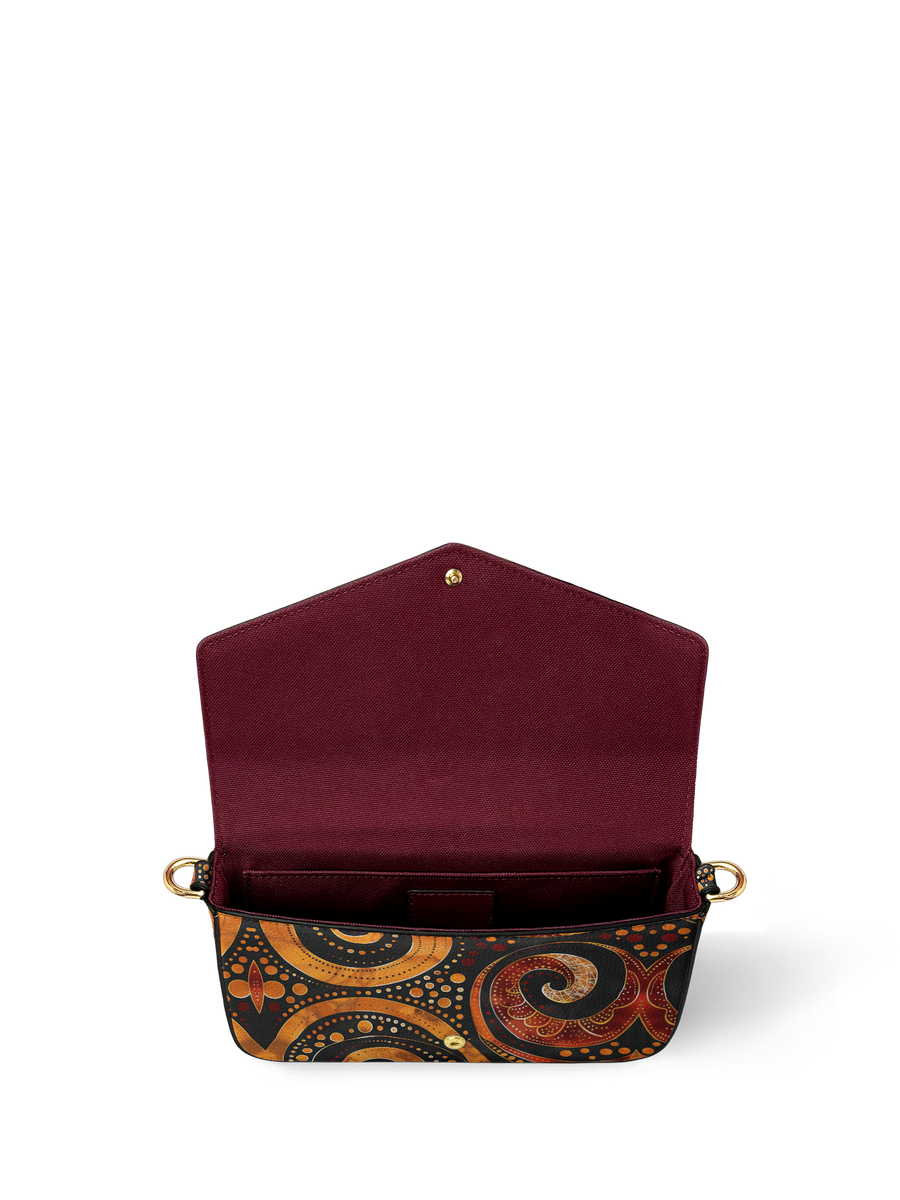 "Makeda" Envelope Chain Crossbody Bag