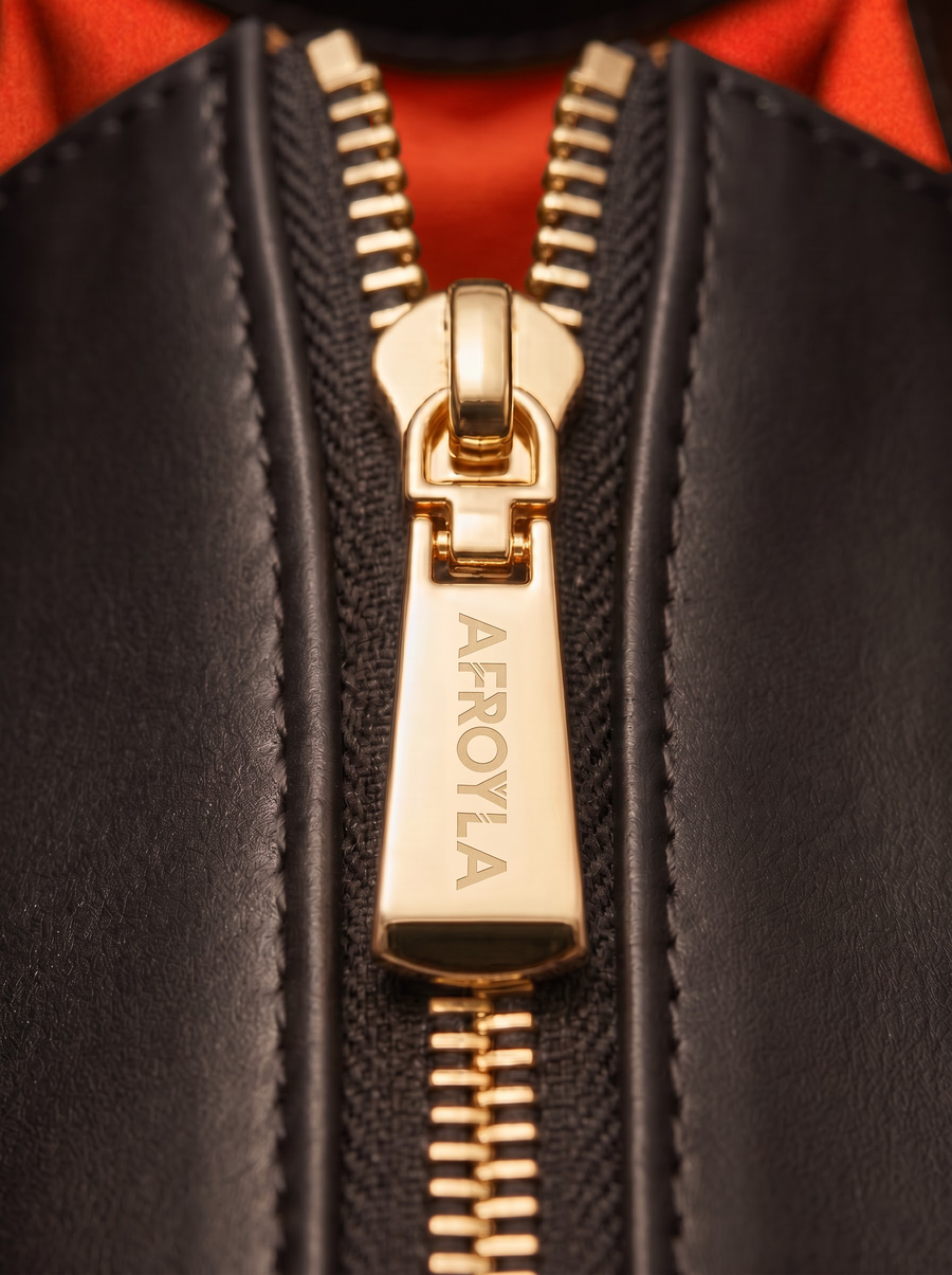 "Serwa" Black Leather Handbag